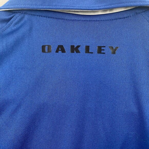 Oakley Men's Polo Shirt Large Blue Tailored Fit 100% Polyester - Picture 11 of 13